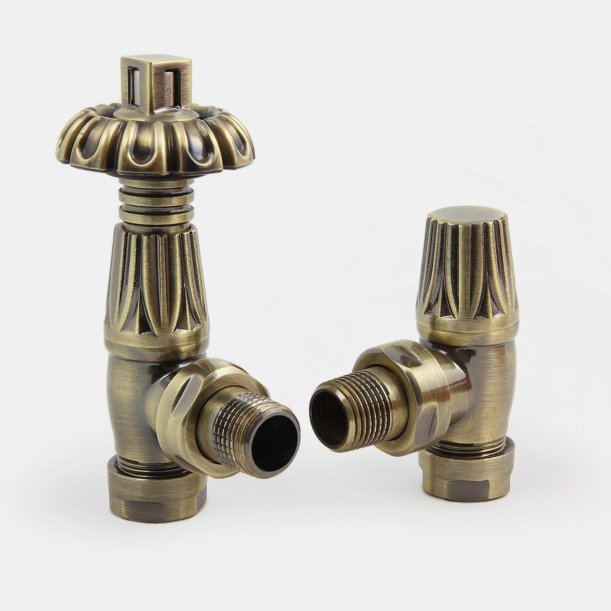 Chatsworth Angled TRV - Antique Brass - angled view